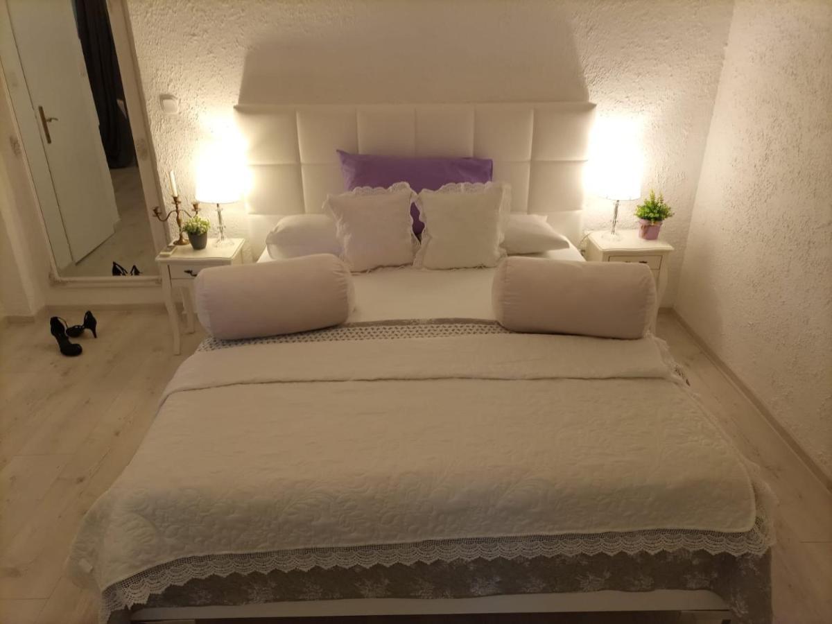 Apartment Jozefina Porec Ngoại thất bức ảnh