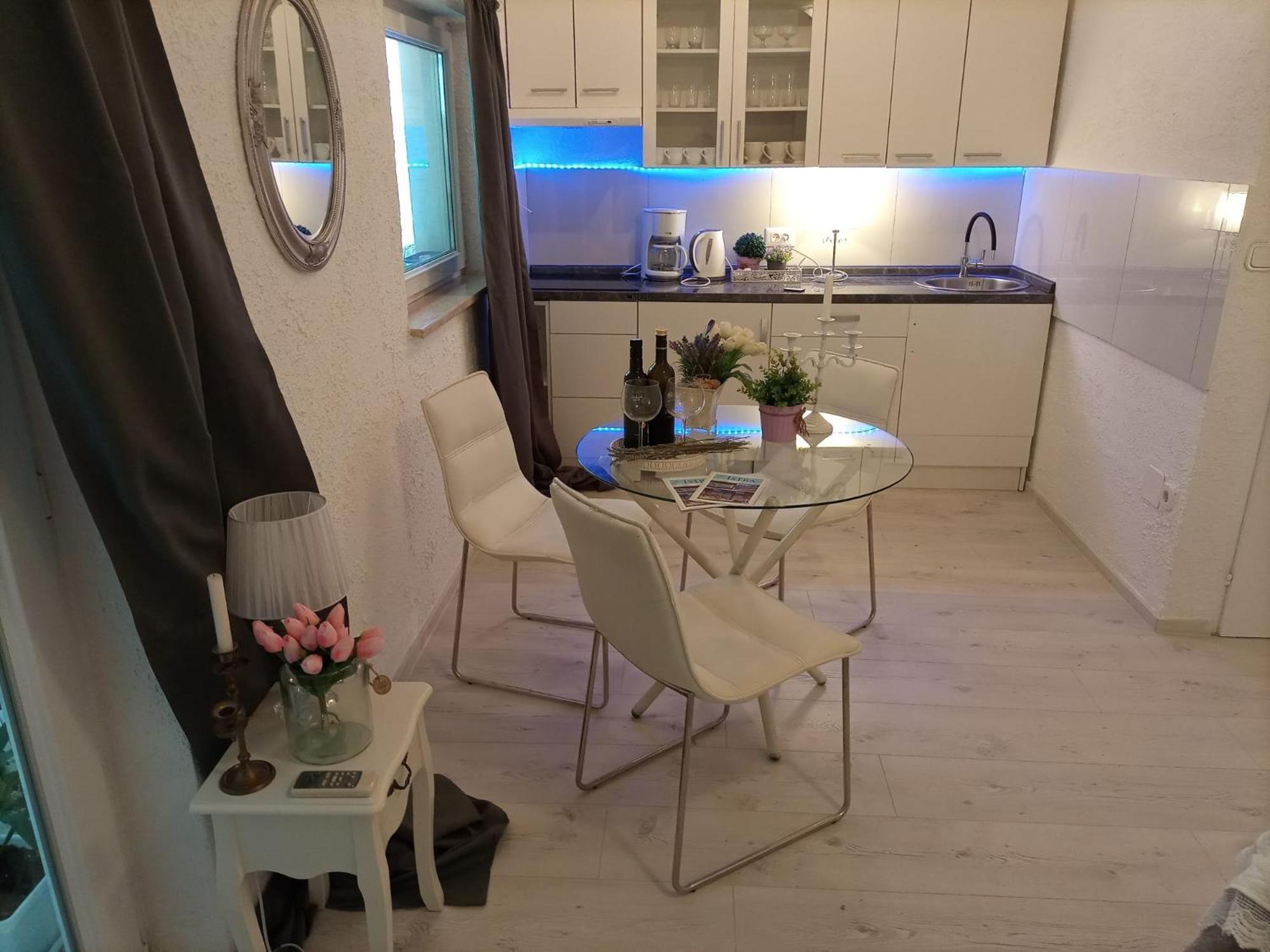 Apartment Jozefina Porec Ngoại thất bức ảnh