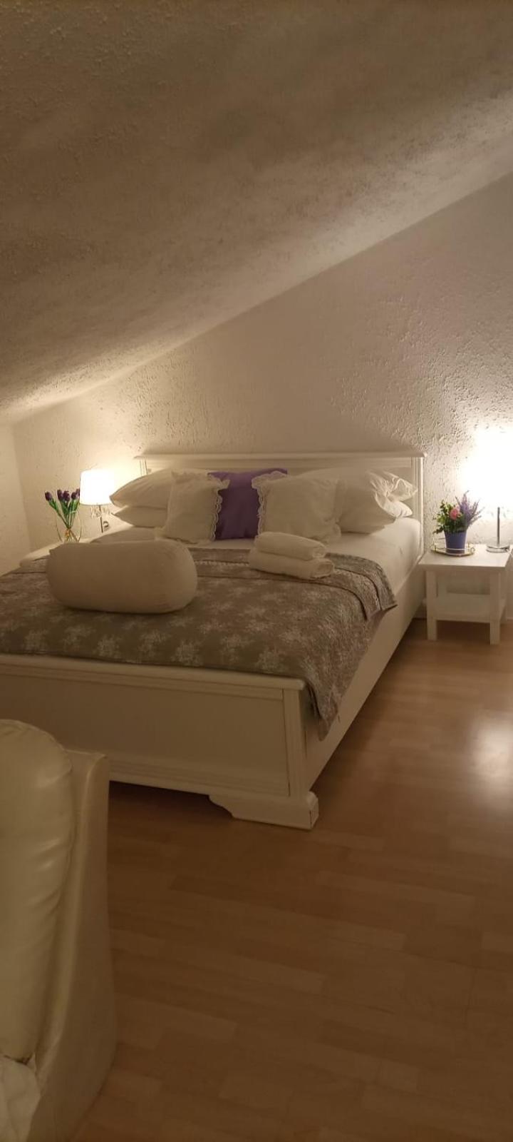 Apartment Jozefina Porec Ngoại thất bức ảnh